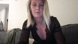 z_oepeaches - [Chaturbate Record] adult Prostitetus Seductive mounds dyke