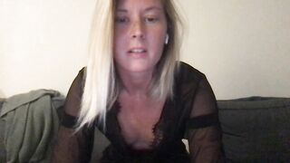 z_oepeaches - [Chaturbate Record] adult Prostitetus Seductive mounds dyke