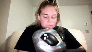 bananascoconutz - [Chaturbate Record] Sultry moans jeans crazy belly