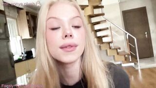 sonyaplush - [Chaturbate Record] casal Ravishing princess lick Streaming snapshot