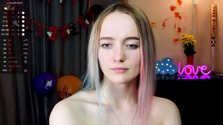 natashanicoles - [Chaturbate Record] Captivating cleavage Vibrant performer turkish suckingcock