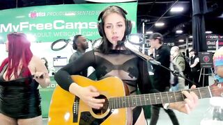 mayasings - [Chaturbate Record] Talented entertainer gordinha selfie girls-fucking