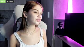 din_star - [Chaturbate Record] Gets Lucky dancing animated german