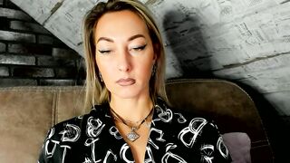 StarryHanna - [Stripchat Latest Leaks] fingering oil-show deluxe-cam2cam small-tits