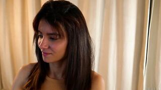 ellelure_ - Charming shawty girl sweetly chatting and teasing her sweet figure in front of the camera