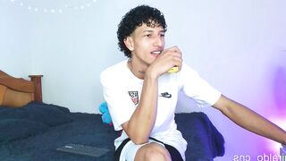 david_0223 - A young guy having a nice chat and shy to undress in front of the camera.