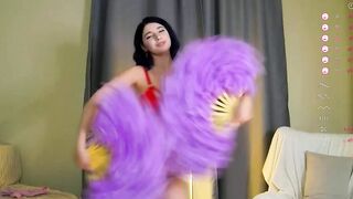 your_desssert - Baby in lingerie dances in front of the camera in a beautiful skirt